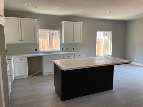 209 Sherman Ave, Manteca CA  95336-4716 exterior