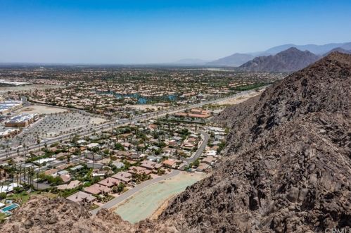 46500 Cameo Palms Dr, La Quinta CA  92253-2016 exterior
