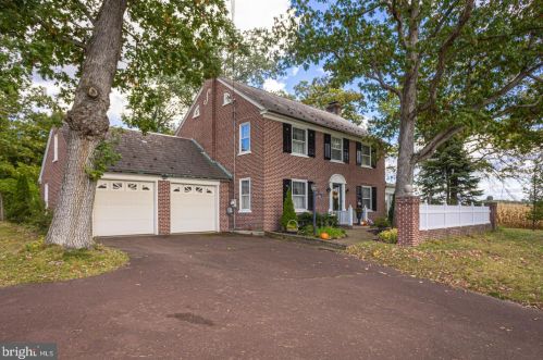 841 Main St, Harleysville, PA 19438-1618