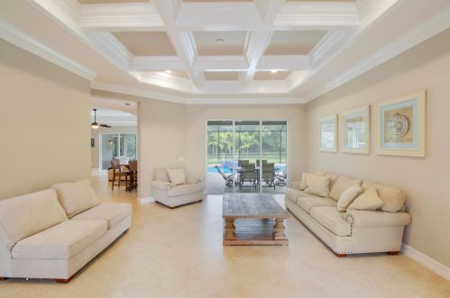 7906 Arbor Crst Way, West Palm Beach FL  33412-2467 exterior
