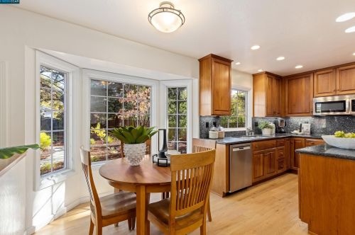 300 Camaritas Way, Danville CA  94526-5439 exterior