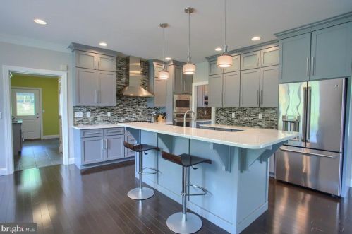 504 Sophia Cir, Hummelstown PA  17036-7089 exterior