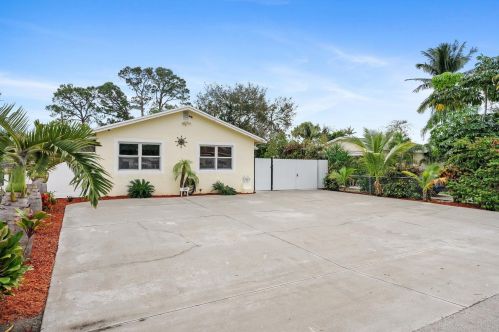 1298 Sunrise Rd, West Palm Beach, FL 33406-4937