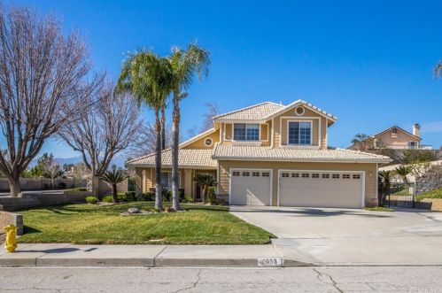 6658 Huntington Dr, San Bernardino, CA 92407-5109