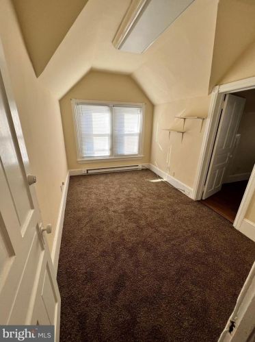 215 Central Ave, Cheltenham PA  19012-2219 exterior