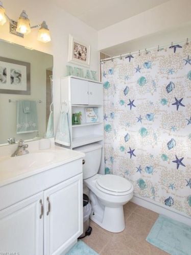 905 52nd St, Cape Coral FL  33914-7086 exterior