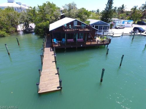 311 Delmar Ave, Fort Myers Beach, FL 33931-3213