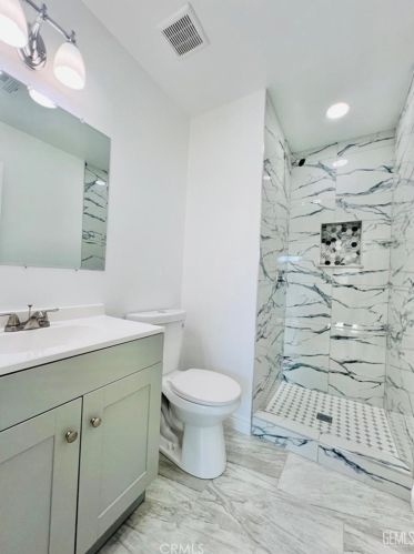 4613 Mccray St, Bakersfield CA  93308-1227 exterior