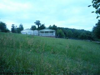 610 Breakiron Hill Rd, Morgantown, WV 26508-9586