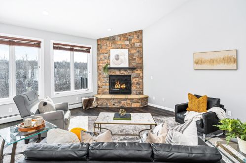 2720 Northridge Dr, Duluth MN  55811-4210 exterior