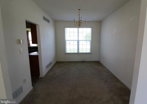 132 Parkers Dr, Dover DE  19904-1467 exterior