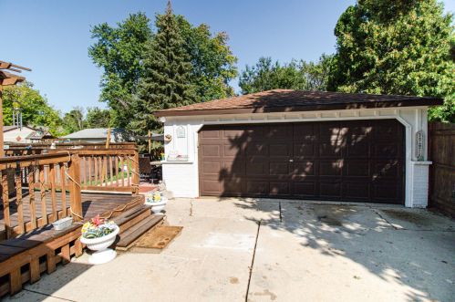 10436 Darnel Ave, Milwaukee WI 53223-3555 exterior