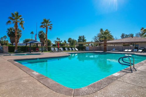 502 Cerritos Way, Cathedral City CA  92234-1617 exterior