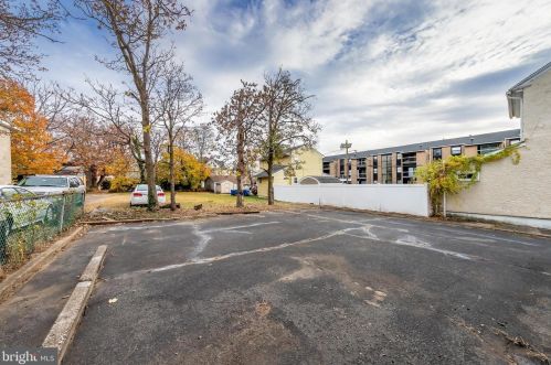 225 Station Ave, West Deptford NJ  08093-1143 exterior