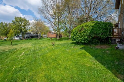 1220 Harvest Ct, Bridgeville PA  15017-1108 exterior