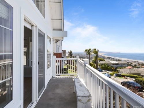 1192 Longview Ave, Pismo Beach, CA 93449-2435