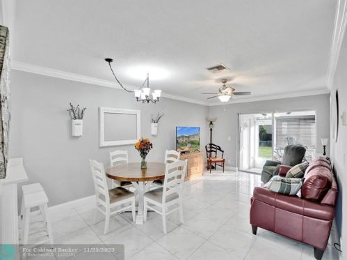 2561 Barkley Dr, West Palm Beach, FL 33415-8157