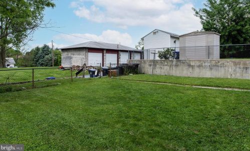 333 Spruce St, Harrisburg PA  17113-2419 exterior