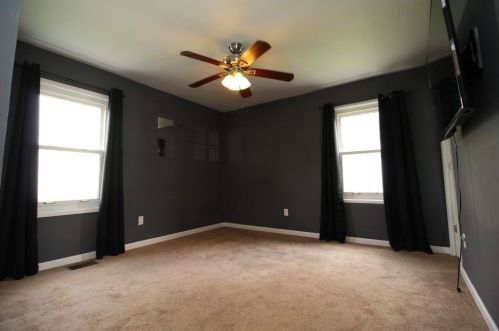 562 Kristine Ln, Franklin OH  45005-2152 exterior