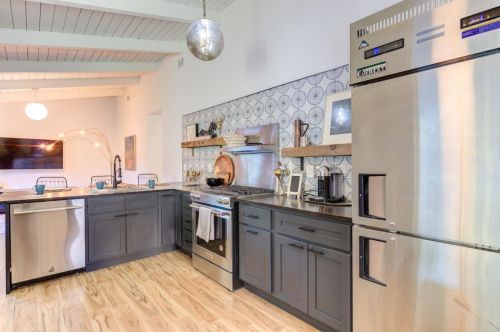 624 Tucker Ave, Lake Nacimiento CA  93446-2726 exterior