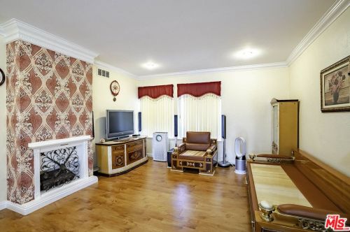 5125 Cornwall Dr, Buena Park, CA 90623-2309