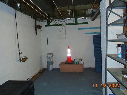 1405 Taylor Ave, New Kensington PA  15068-4155 exterior