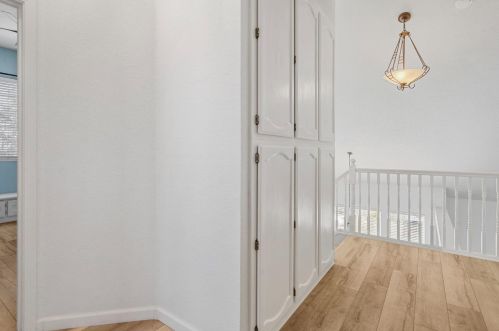 1285 Burgundy Ln, Manteca CA  95337-6874 exterior