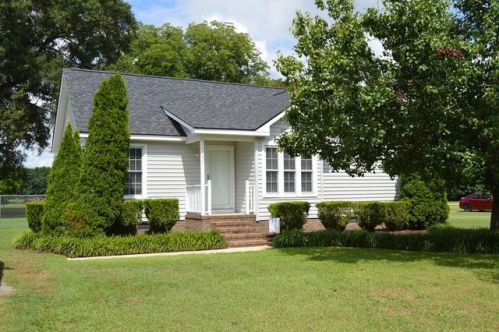 1470 Claridge Nursery Rd, Goldsboro, NC 27530-7979