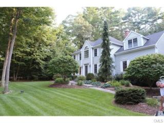 48 Bear Run, Woodbury, CT 06798-3334