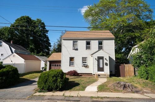 2 Mitchell Ct, Norwich, CT 06360-6817
