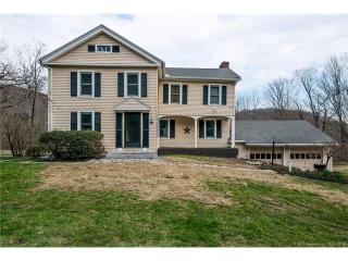 52 Coe St, Winsted, CT 06098-1004