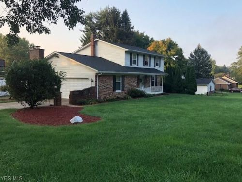 3037 Kent Rd, Cuyahoga Falls, OH 44224-3038