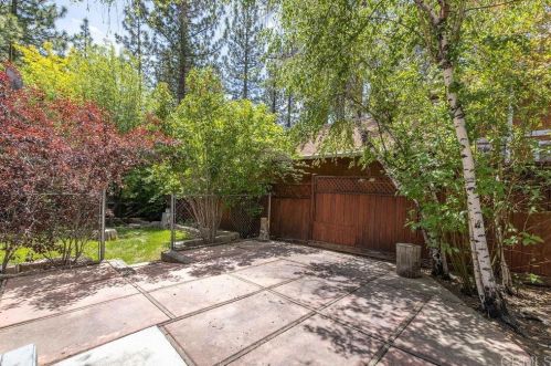 552 Division Dr, Big Bear City CA  92314-9649 exterior