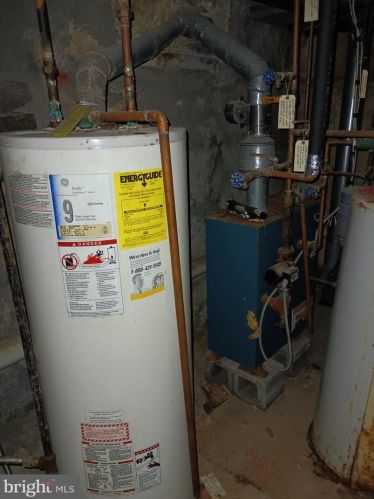 523 Cherry St, Norristown PA 19401-4743 exterior