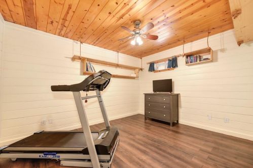 5739 Maywood Dr, Michigan Bluff CA  95631-9680 exterior