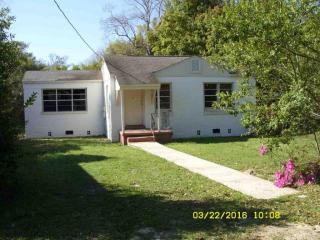 106 Cavalier Dr, Pensacola, FL 32507-2102