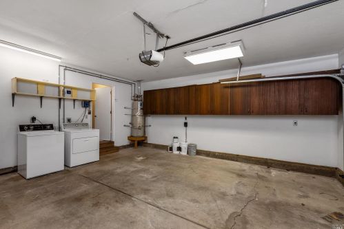 1590 Cunningham Way, Santa Rosa CA  95403-2342 exterior