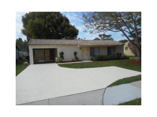 5224 Gateway Ave, Orlando, FL 32821-8210