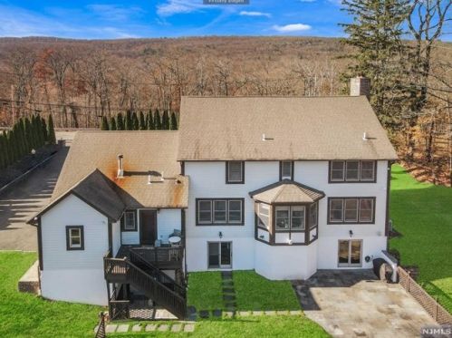 1994 Macopin Rd, West Milford NJ  07480-1932 exterior