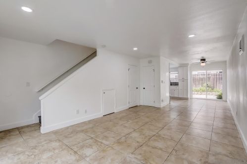 3443 Los Mochis Way, Oceanside CA  92056-4751 exterior