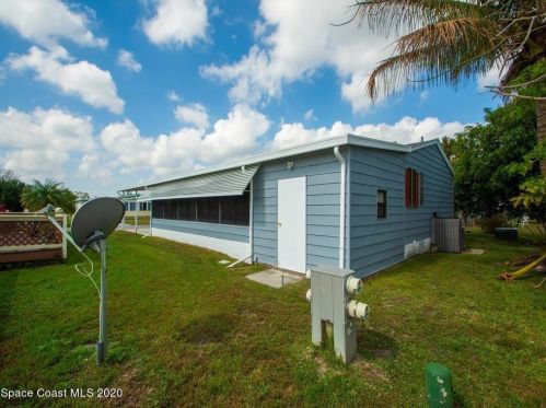 638 Wedelia Dr, Sebastian FL  32976-7120 exterior