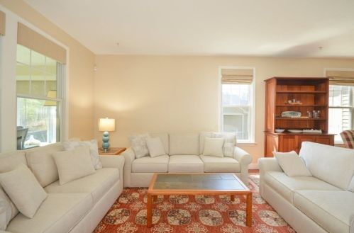 64 Grey Hawk Dr, Mashpee MA  02649-4420 exterior