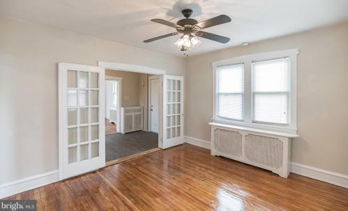 15 Lehigh Ave, Gloucester NJ  08030-1304 exterior