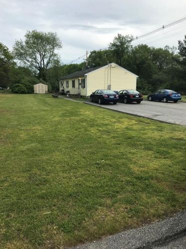 28 Lewiston Ct, Groton, CT 06340-4707