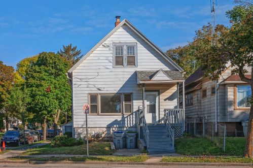 3338 Pabst Ave, Milwaukee, WI 53215-2828