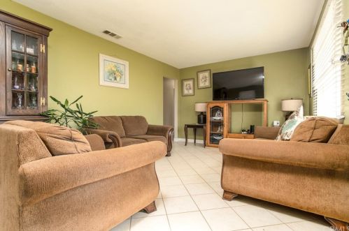 4719 Avenue, Lancaster, CA 93536-2463