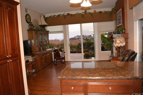 33 San Raphael, Dana Point CA  92629-4042 exterior