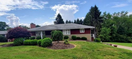 704 Maple Ave, Monongahela, PA 15063-9428
