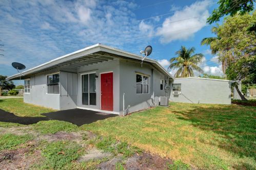 269 Silver Beach Rd, West Palm Beach, FL 33403-3442