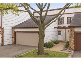 2658 County Road H2, Saint Paul, MN 55112-6255